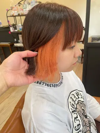 ショート カラー 松尾 遥花のヘアスタイル