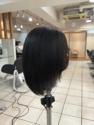ミディアム insence glue所属・スタイリストデビュー 間近/小林眞澄のヘアスタイル