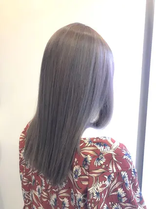 ミディアム カラー 中東 真子のヘアスタイル
