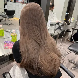 ロング カラー cinq PROJECT所属・ミルクティーベージュ 🐱【Ryo】のヘアスタイル