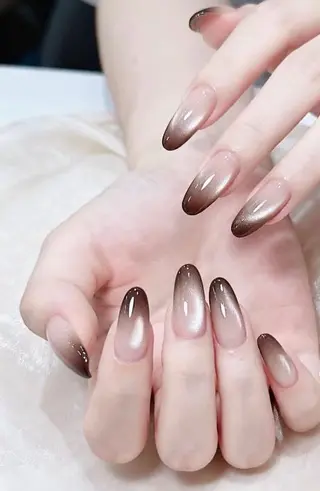 ネイル T. Leeのネイルデザイン