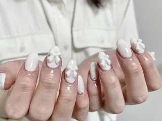 ネイル Rainrain💧 パーツ豊富、やり放題のネイルデザイン