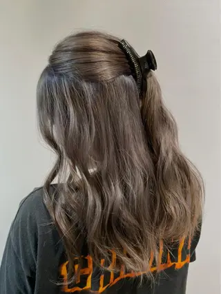 セミロング カラー 横山 亮太のヘアスタイル