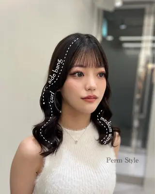 パーマ ARMONY モモのヘアスタイル