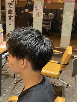 メンズ 尾崎 優也のヘアスタイル