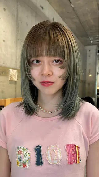 カラー wewe: momoeのヘアスタイル