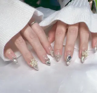 ネイル ちゅるんネイル🪄 耳ツボジュエリー🔗のネイルデザイン