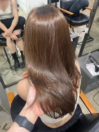 ミディアム カラー ベージュカラー🤎 鈴木サトミのヘアスタイル