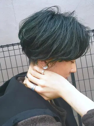 ショート カラー メンズ 山口 悟のヘアスタイル