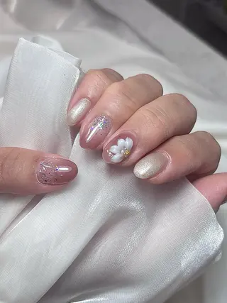 ネイル Nhit Nailsのネイルデザイン