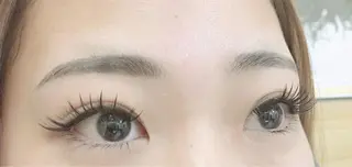マツエク・マツパ 眉毛まつ毛専門店 uralogeのマツエク・マツパデザイン