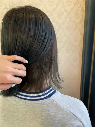 カラー ヒヨシ ルナのヘアスタイル