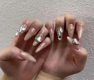 ネイル ジェイノヴァール所属・🫧yua 🌸🫧のネイルデザイン