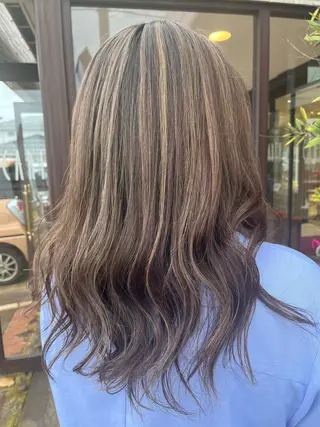 セミロング カラー EARTH長岡 🌼渡辺まい🌼のヘアスタイル