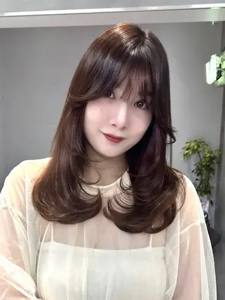 セミロング レイヤー×ツヤカラー 渋谷/kougaのヘアスタイル