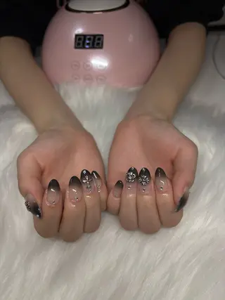 ネイル MACHÉRIE青山 🎀のネイルデザイン