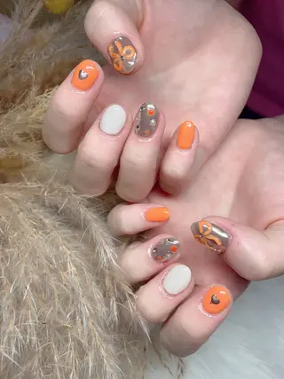 ネイル 💅ネイルハウス🏡 🎀TOMO🎀のネイルデザイン