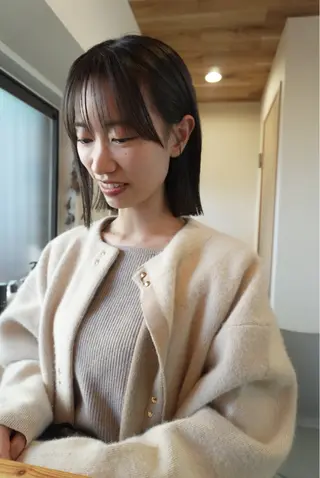 ミディアム カラー トレンドと似合わせ/ マンツーマン/西上楓のヘアスタイル