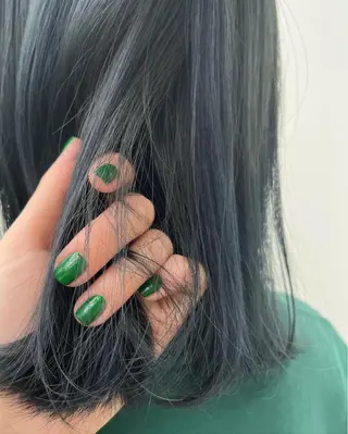 ミディアム 小山 水綺のヘアスタイル