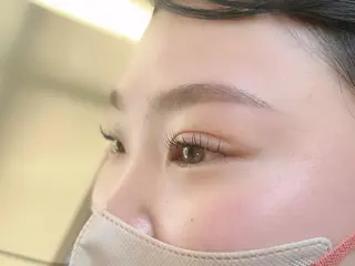 マツエク・マツパ Neoest Log ＋ bell所属・荒川 鈴菜のヘアスタイル