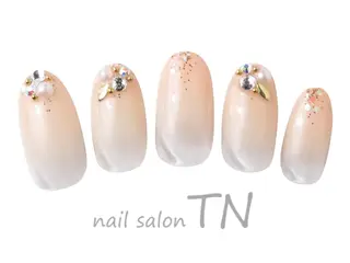 ネイル 寺嶋 ひなのネイルデザイン