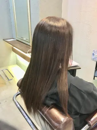 ロング カラー 桜田 修未のヘアスタイル
