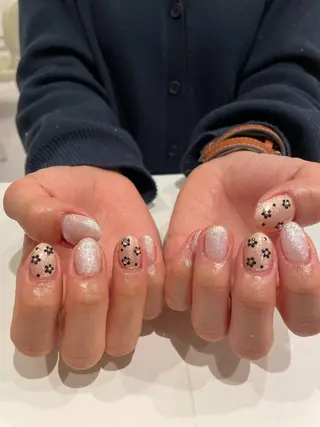 ネイル 束感まつ毛/ネイル/ LED♥KIRARAのマツエク・マツパデザイン