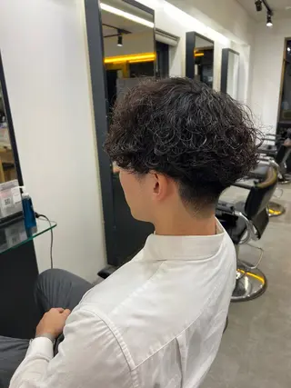 パーマ メンズ fifth神宮前 HIN★T★のヘアスタイル