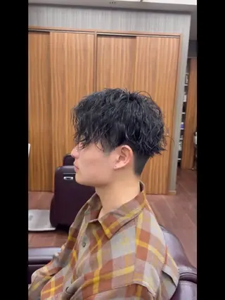 ミディアム パーマ メンズ メンズパーマ 赤司 泰樹のヘアスタイル