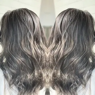 ミディアム カラー ヘアアレンジ 髪質改善×ハイトーン 中田啄也のヘアスタイル