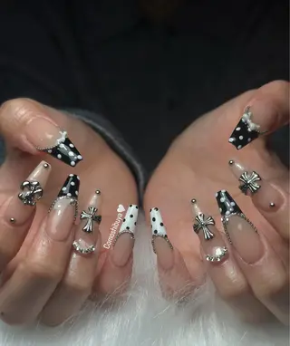 ネイル CoMo Nail Studio所属・CoMo Nailのネイルデザイン