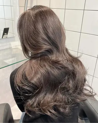 ロング カラー 🤍透明感🤍 トレンドヘア🤍のヘアスタイル