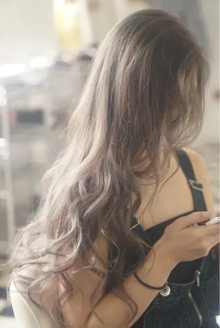 ミディアム セミロング ロング カラー 枝毛カット＆髪質改善 満足NO.1岡しゃんのヘアスタイル