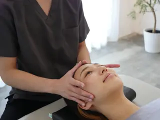 美容整体 小顔矯正 プラスフィール荒木のエステ・リラクイメージ