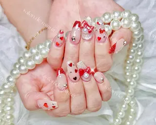 ネイル Salon de Minuit🦩のネイルデザイン