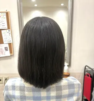 ミディアム 堀川 希歩のヘアスタイル