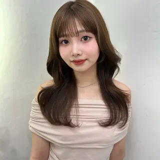 ミディアム カラー 盛れる顔周り /透明感/かりん🎀のヘアスタイル