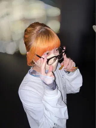 セミロング カラー ヘアアレンジ 🕊️アレンジ🕊️ イオ🕊️のヘアスタイル