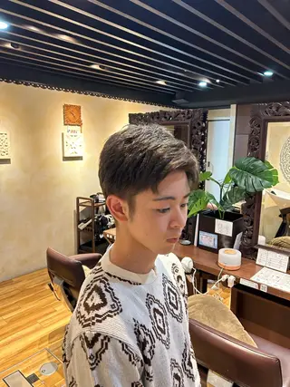 ショート レイヤー/透明感カラ ー/茅ヶ崎/momiのヘアスタイル