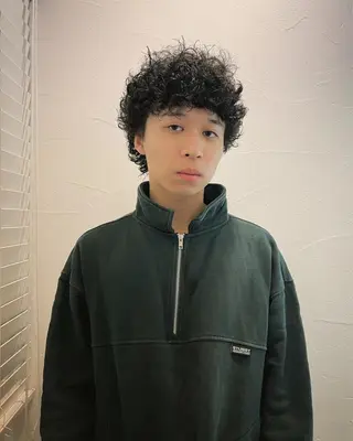 ミディアム パーマ メンズ メンズスタイリスト リュウジのヘアスタイル