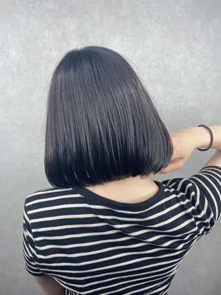 セミロング _White所属・ＳＨＩ ＺＵのヘアスタイル