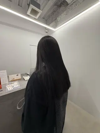 ロング SARINA ROCCO3rdのヘアスタイル