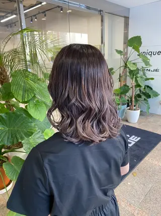 ミディアム THE ESCALA 町田所属・町田縮毛矯正/ 髪質改善/美髪特化のヘアスタイル