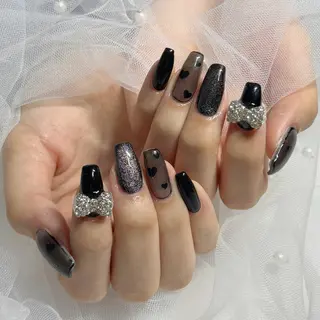 ネイル 𝓇𝒶𝓃𝒶𝓃 𝓃𝒶𝒾𝓁のネイルデザイン