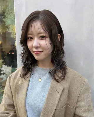 ミディアム Loem【ロエム】所属・RINA 【Loem】のヘアスタイル