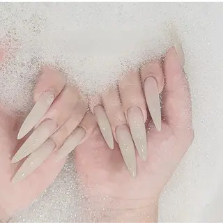 ネイル Lina所属・Lina Nail Salonのネイルデザイン