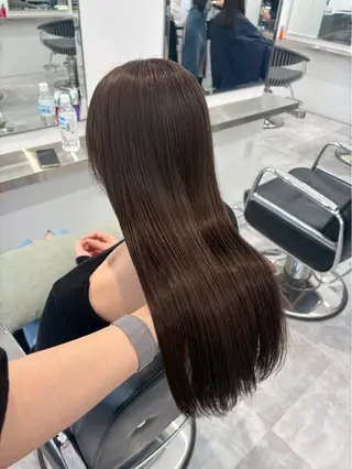 ロング カラー 平野 真央のヘアスタイル