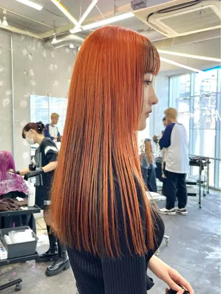 セミロング カラー レイヤーカットとハイ トーン/HIROKIのヘアスタイル