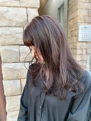 セミロング カラー EMANON天神所属・Hitomi Ezakiのヘアスタイル