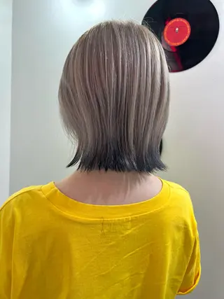 ショート カラー ヘアアレンジ 🧨ブリーチー×ボブ レイヤー💎じゅえるのヘアスタイル